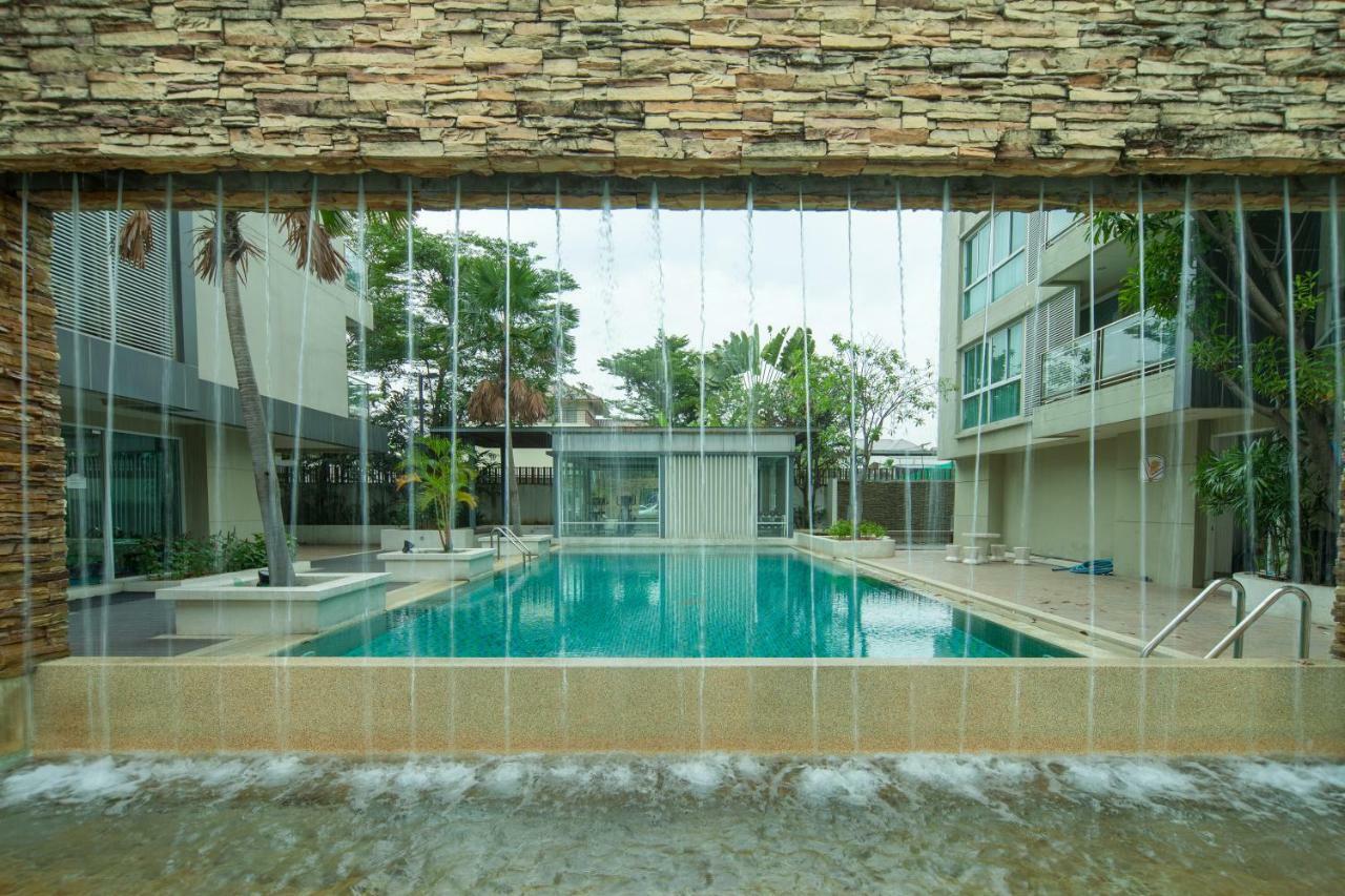 Double Trees Residence Bangkok Dış mekan fotoğraf